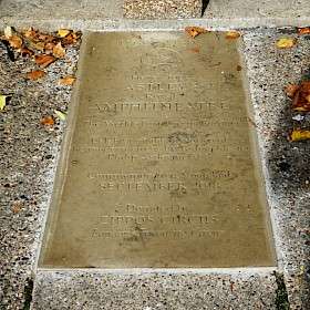 Astley's Circus, SE1 - St Thomas's Hospital Gardens